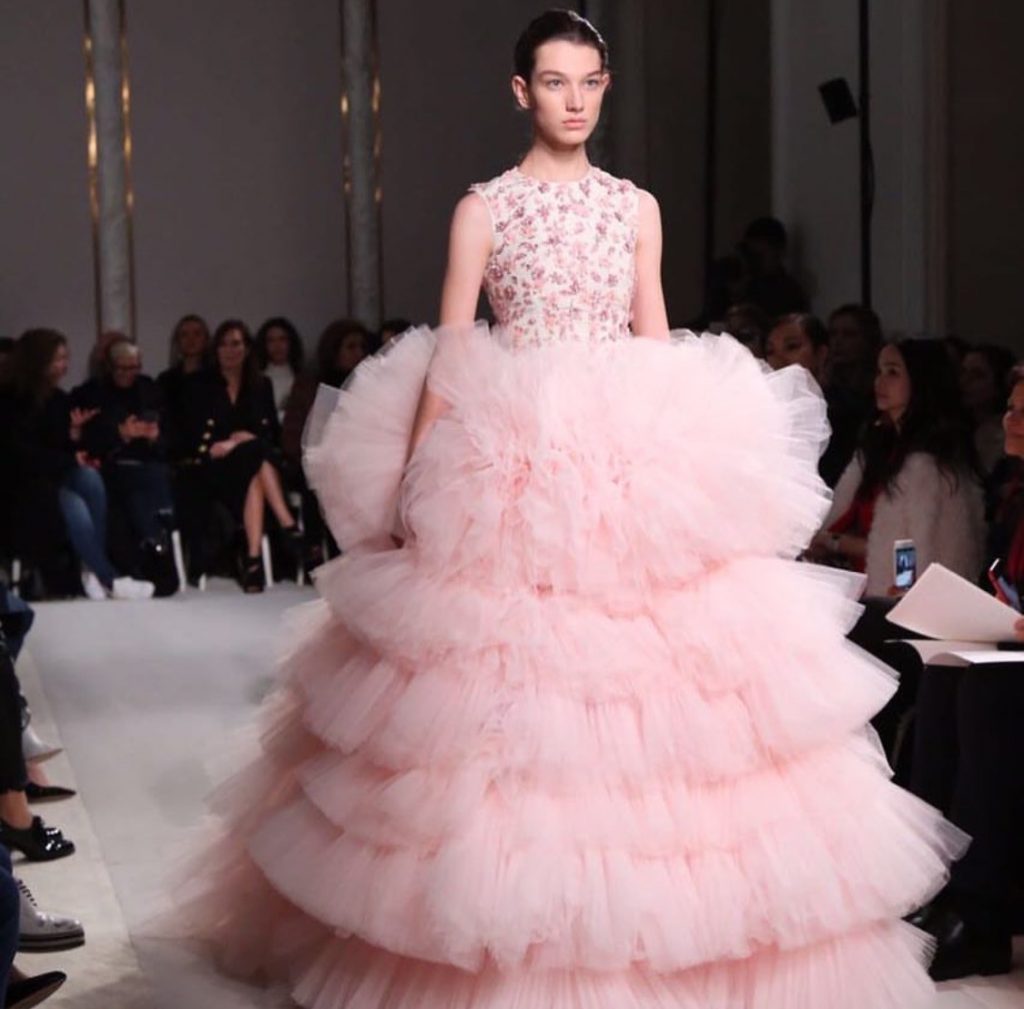 Giambattista Valli Paris Haute Couture 2017 - Slaylebrity