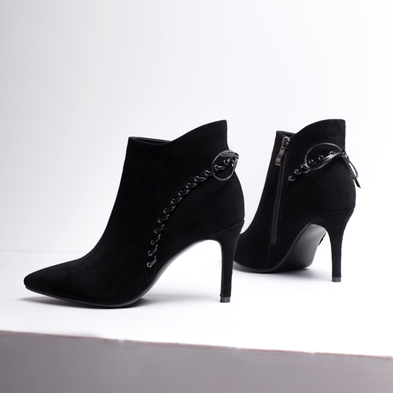 LOGAN Suede Ankle Boots - Slaylebrity