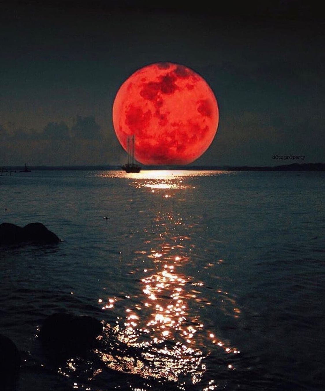 Rare Super Blue Blood Moon Eclipse Thrills Millions Around
