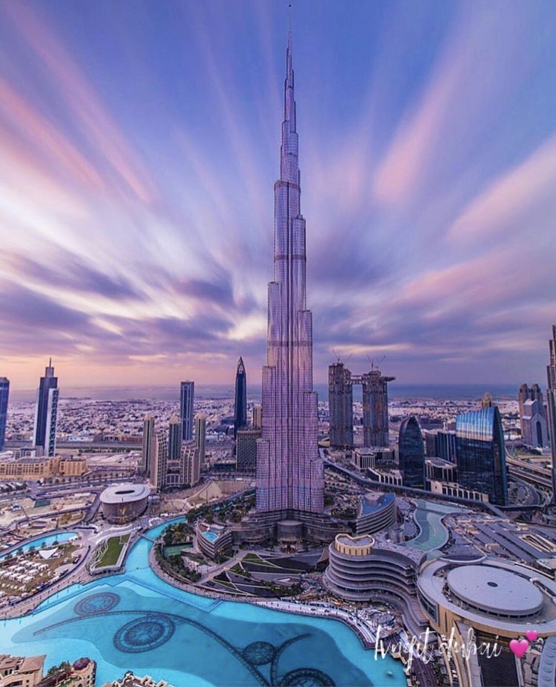 Lista 90+ Imagen De Fondo Burj Khalifa Desde El Espacio Cena Hermosa