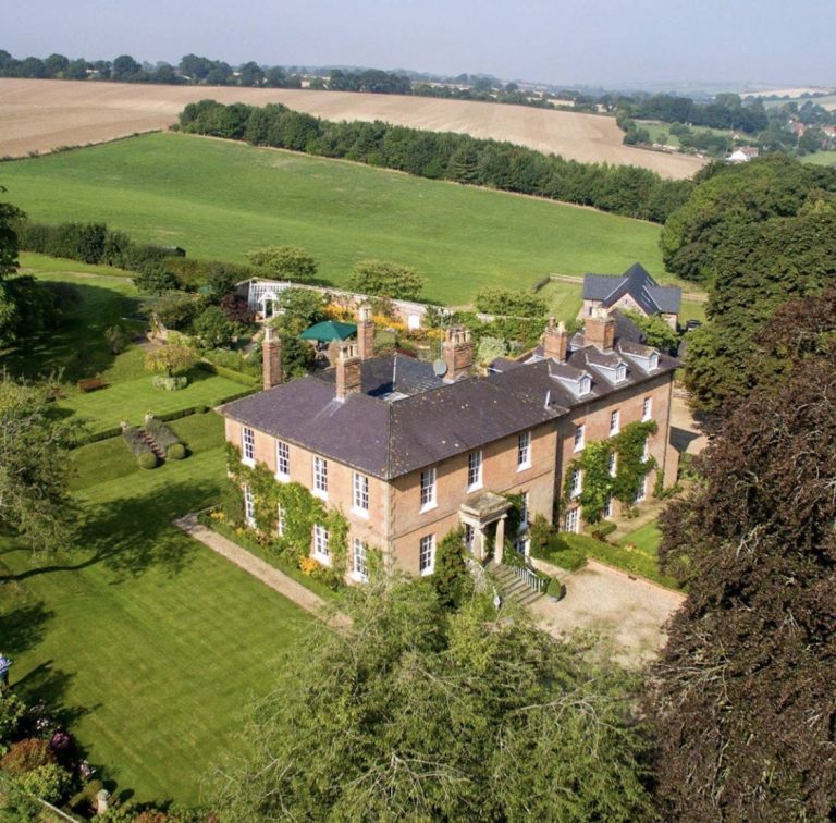 Shefford House, Berkshire FOR SALE Slaylebrity