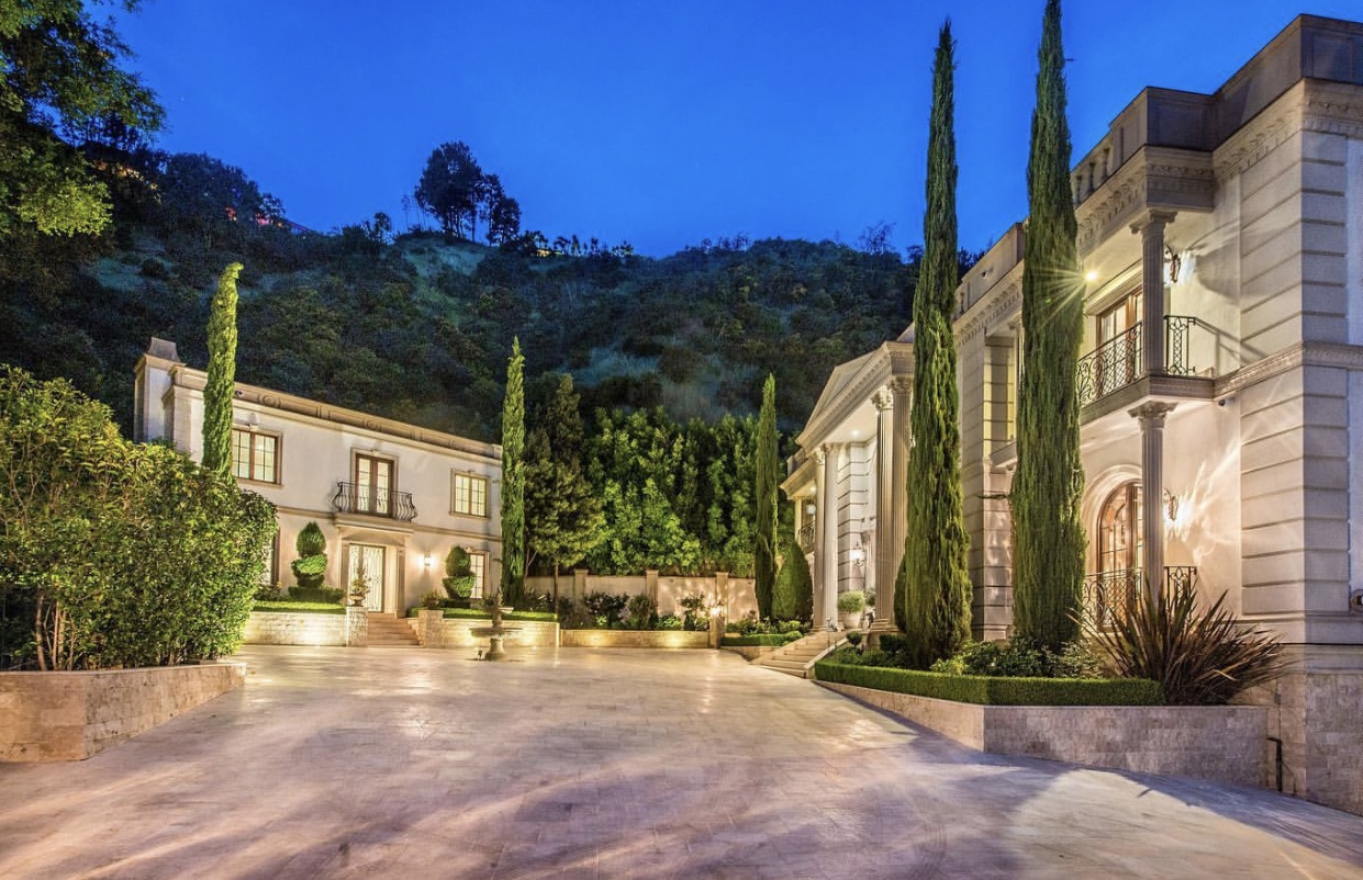 5 acre mansion Belair For sale Slaylebrity