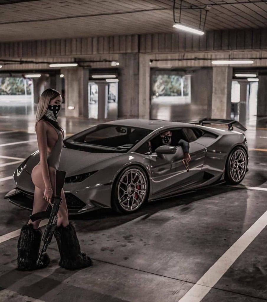 Worlds Sexiest Lamborghini Slaylebrity 