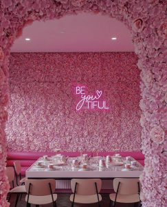 OMG the pinkest cafe ever feekah cafe is barbies dream come true