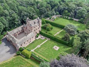 Historical Castle with golf course and title Scotland FOR SALE