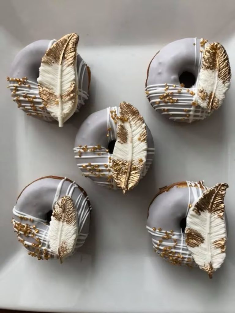 Boho luxe gold leaf donuts - Slaylebrity