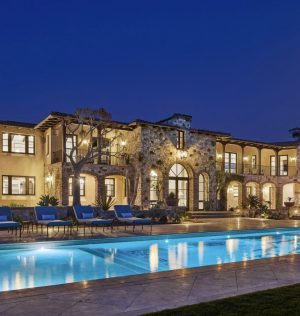 Dream beachfront billionaire mansion California FOR SALE